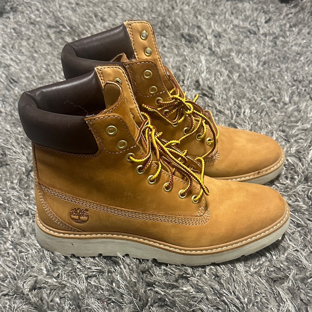 Timberland women’s Brown Leather Boots
